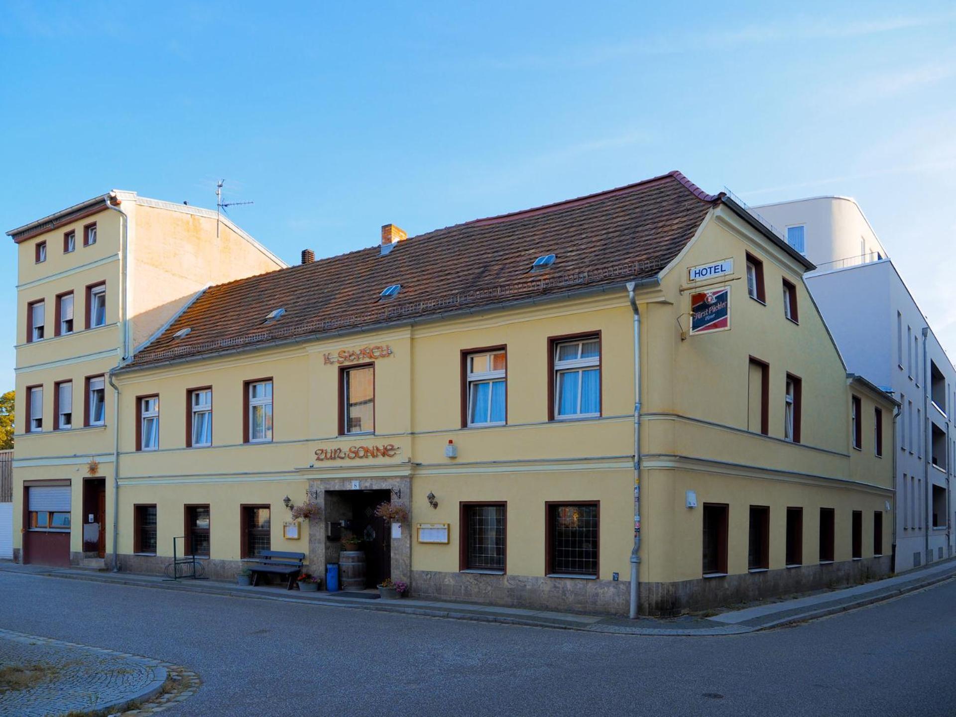Hotel Zur Sonne Cottbus Exterior photo